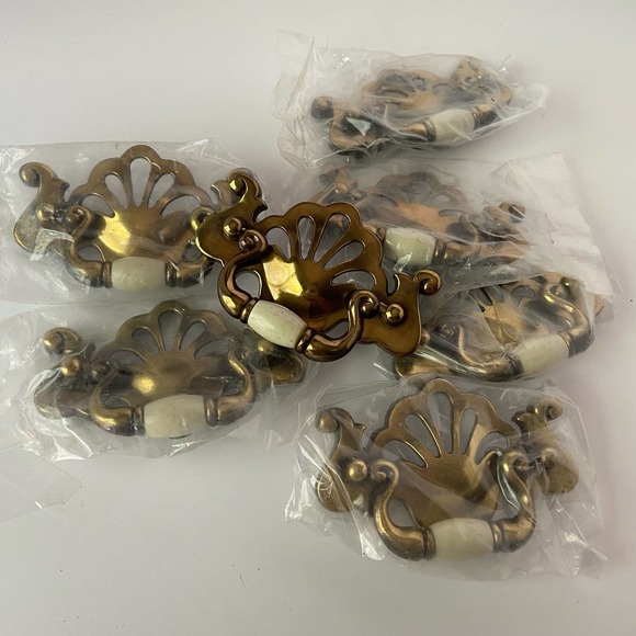 (7) Drawer Handles Brass and Ivory Style Vintage New Old Stock - Picture 4 of 4